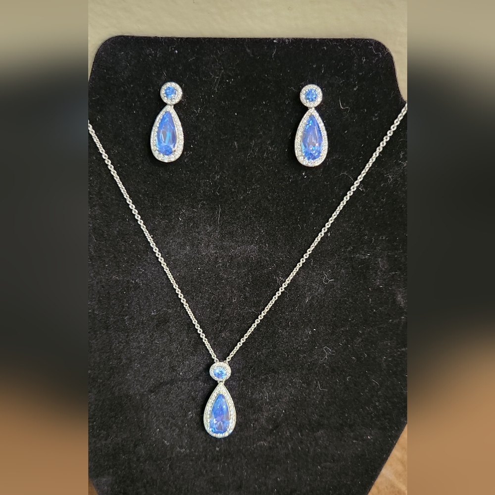 Blue Crystal Teardrop Necklace and Earring Set